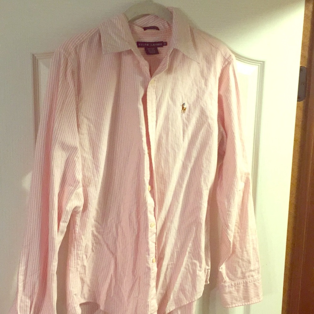 RALPH LAUREN- Classic Fit Women’s Button Down